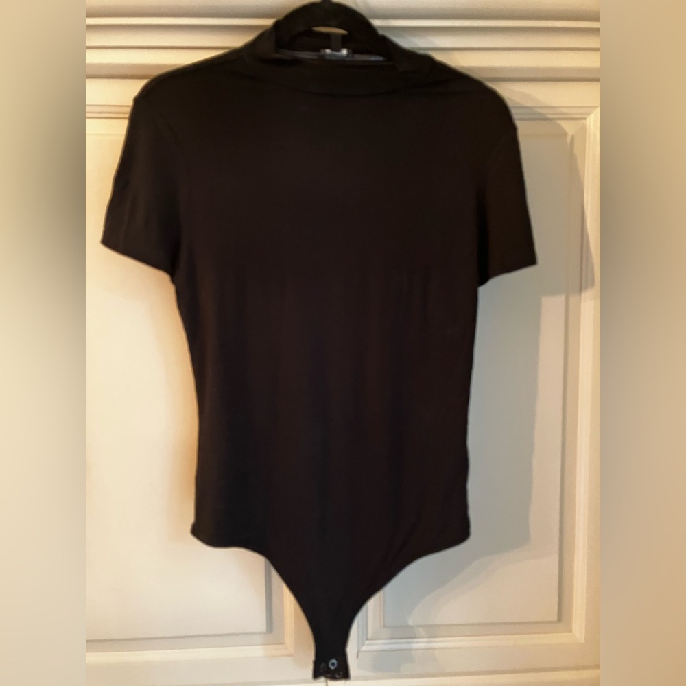 Express fitted Black Bodysuit Top medium